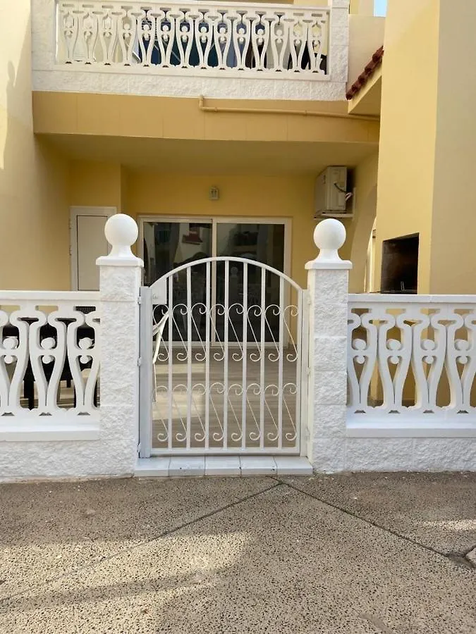 Luxury Apartment Fronte Piscina Mareverde A&V Costa Adeje Испания
